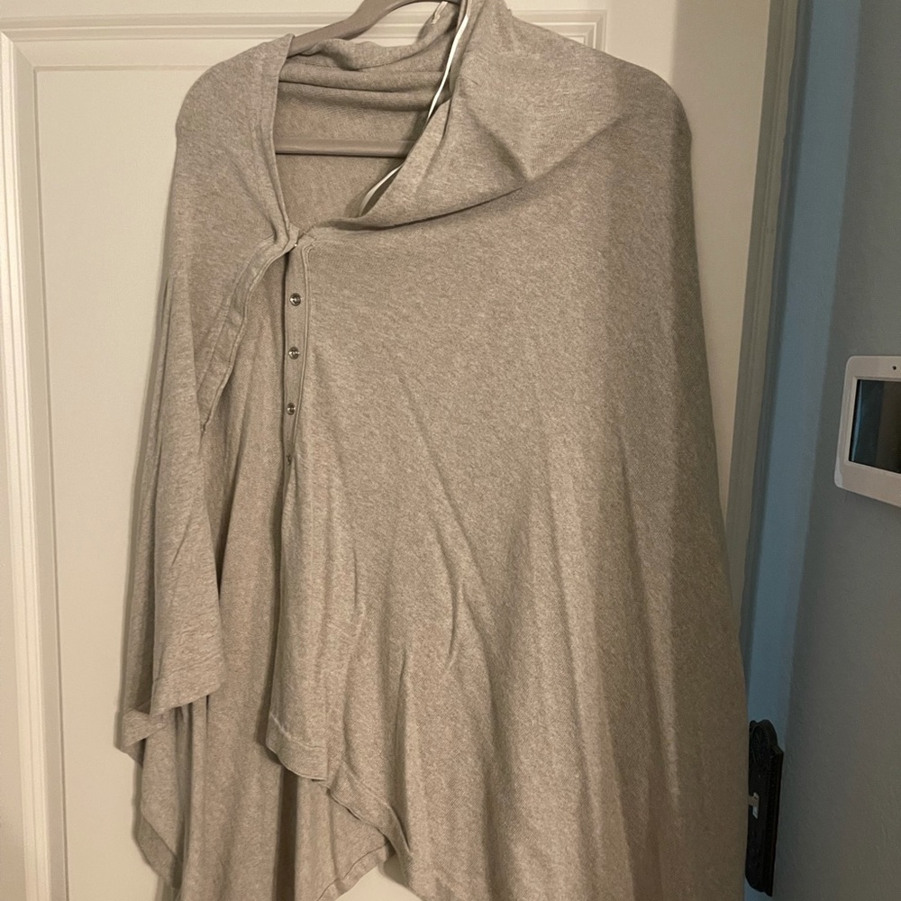 Zestt Organic Poncho